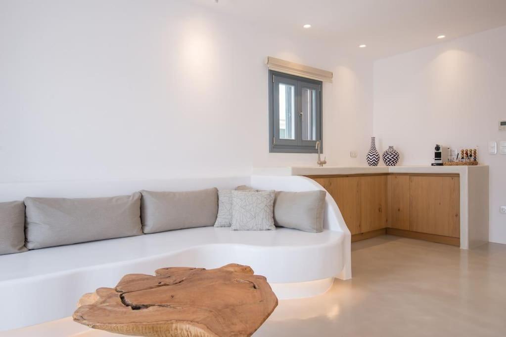 Aba Ηospitalite, The Deluxe Suite, Naousa Luaran gambar
